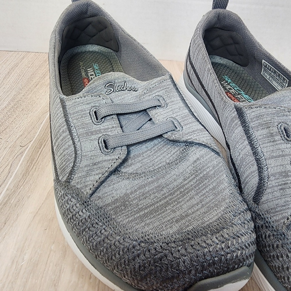 Skechers Microburst 2.0 Slip On Topnotch  Womens Size  8 Gray  Memory Foam - Picture 5 of 10